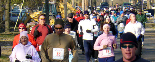 Photo of runLawrence Thanksgiving Day 5K.