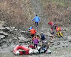 Photo of the boat crossing near Linwood