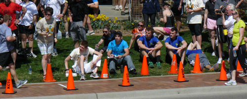 Brew to Brew finish line at the Lawrence City Hall.